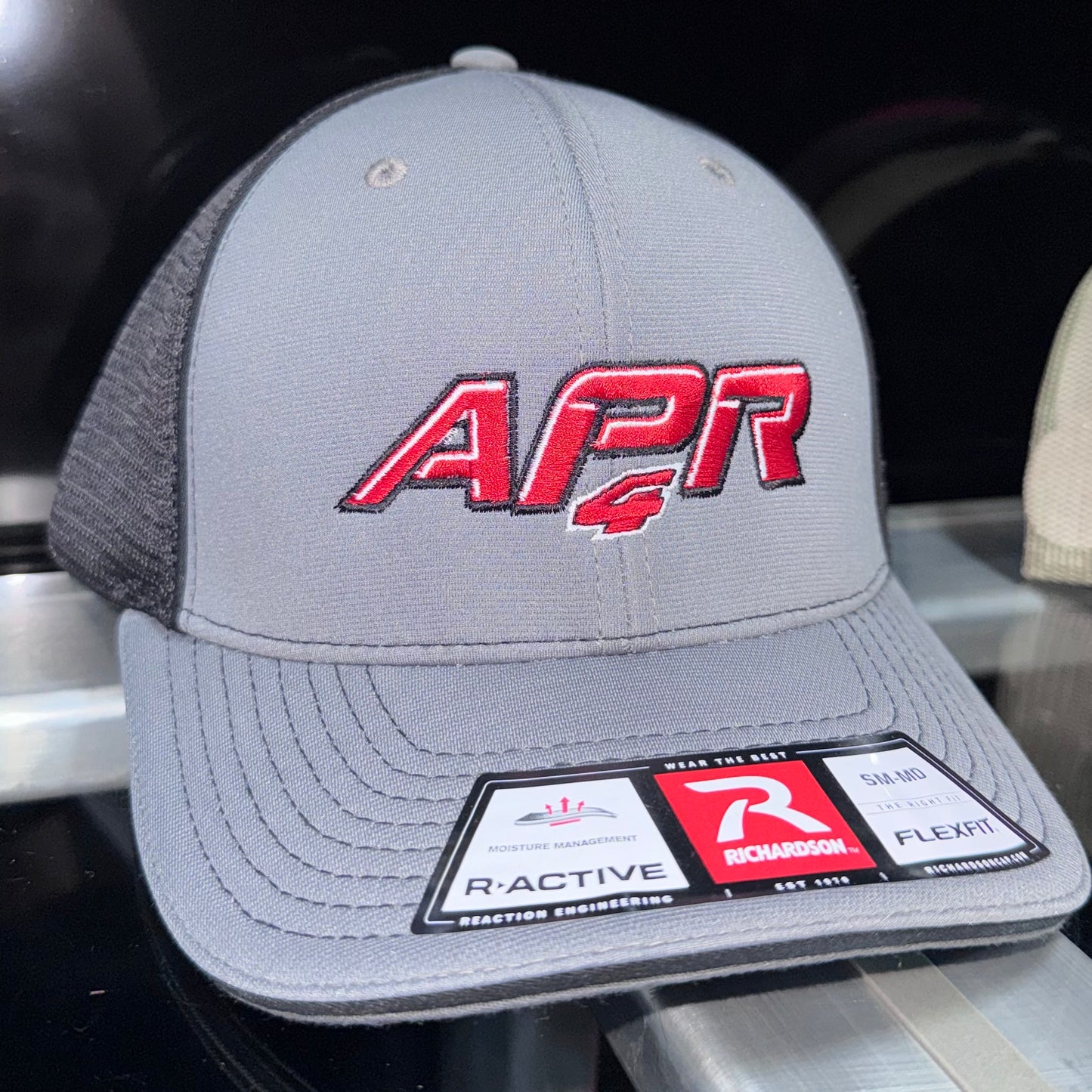 APR FlexFit - Charcoal / Black